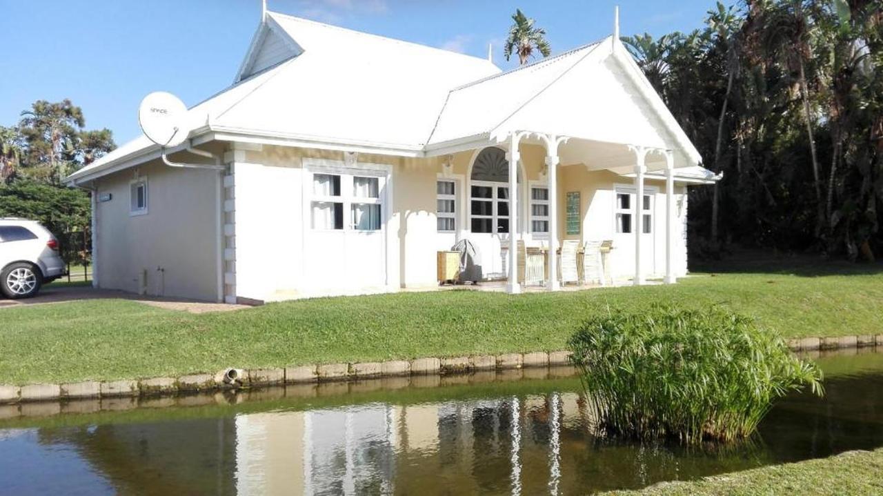 Caribbean Estates Lakeview Villa Port Edward Extérieur photo