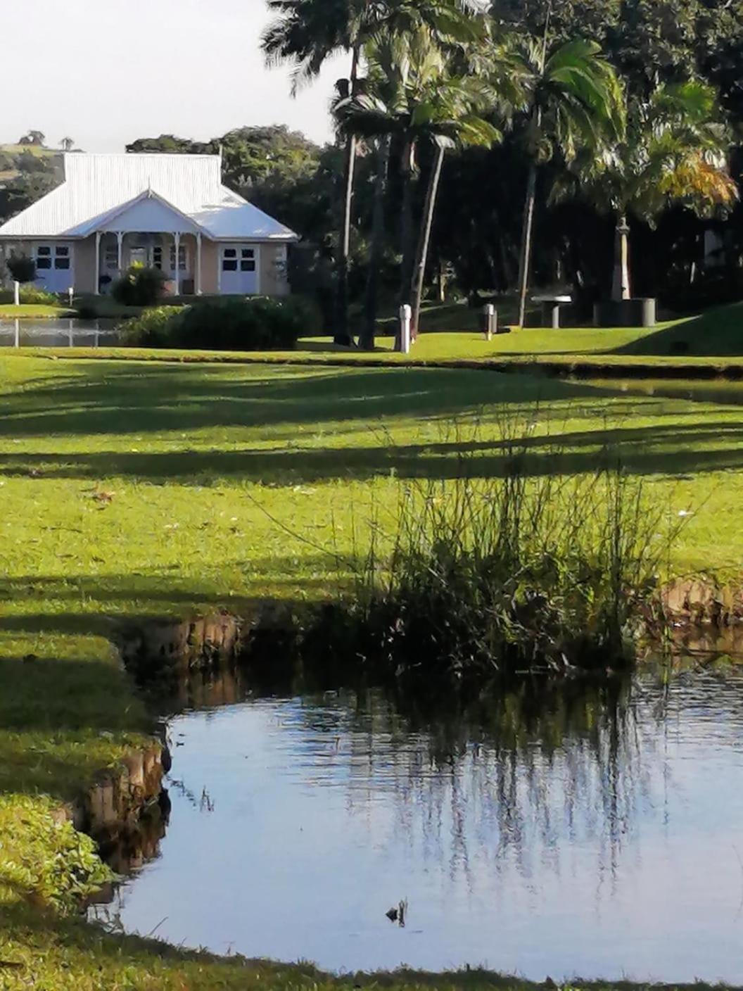 Caribbean Estates Lakeview Villa Port Edward Extérieur photo